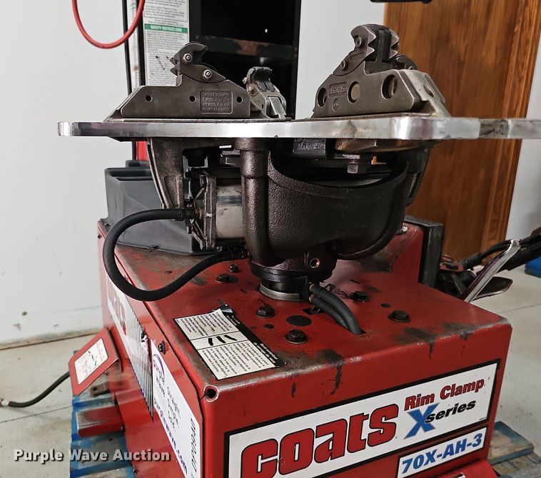 image for item DP0940 Coats 70X-AH-3 rim clamp tire machine