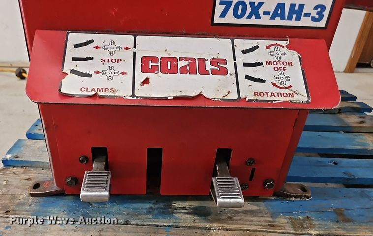 image for item DP0940 Coats 70X-AH-3 rim clamp tire machine