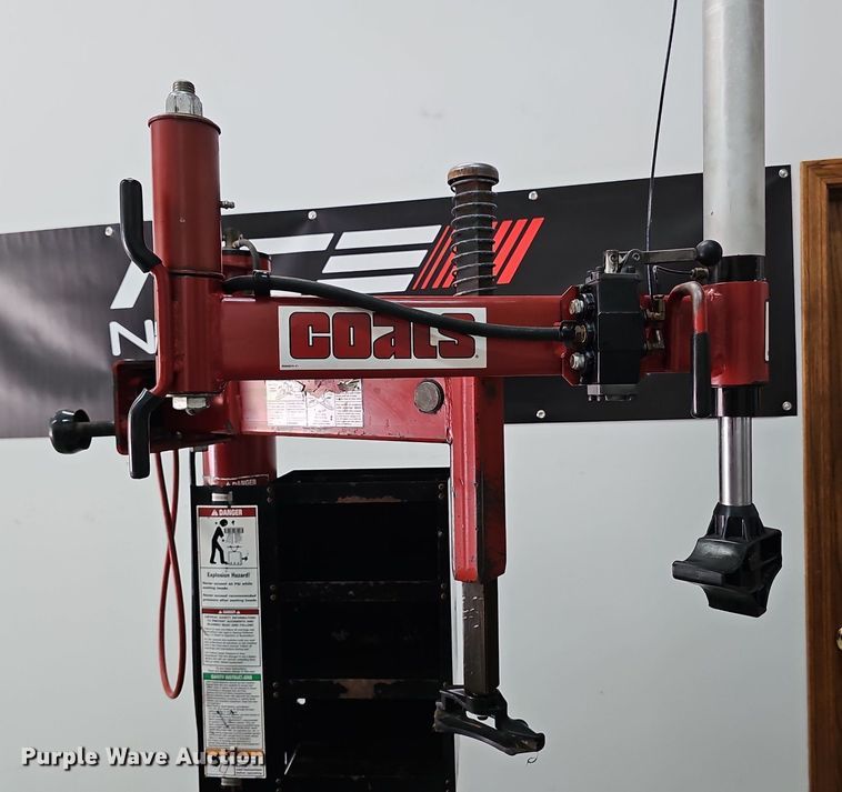 image for item DP0940 Coats 70X-AH-3 rim clamp tire machine