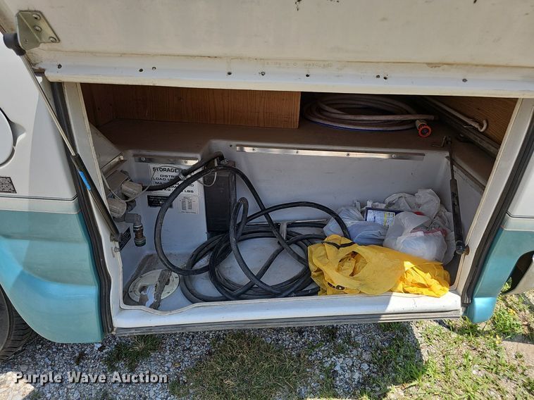 image for item DP1014 2000 Chevrolet Express 3500 Roadtrek 200 RV