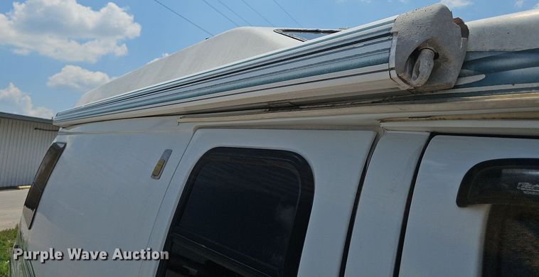 image for item DP1014 2000 Chevrolet Express 3500 Roadtrek 200 RV