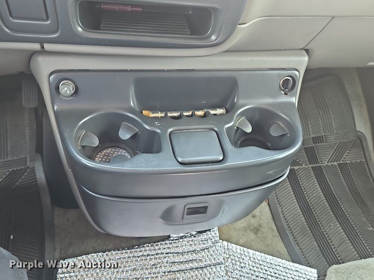 image for item DP1014 2000 Chevrolet Express 3500 Roadtrek 200 RV