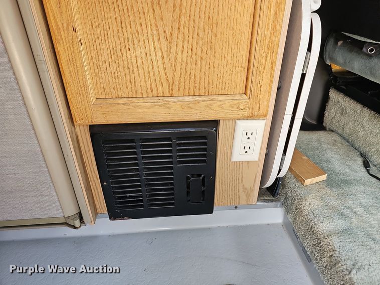 image for item DP1014 2000 Chevrolet Express 3500 Roadtrek 200 RV