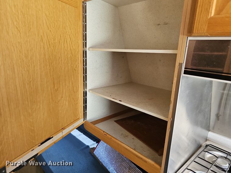 image for item DP1014 2000 Chevrolet Express 3500 Roadtrek 200 RV