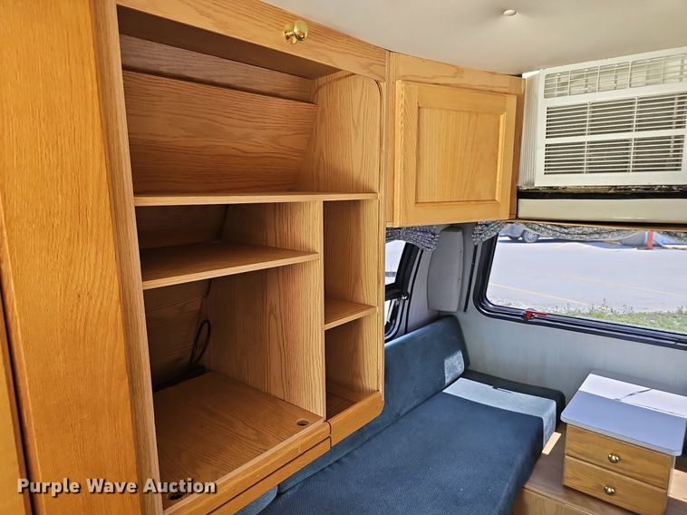 image for item DP1014 2000 Chevrolet Express 3500 Roadtrek 200 RV