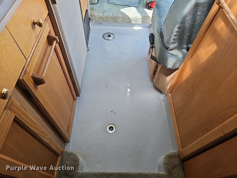 image for item DP1014 2000 Chevrolet Express 3500 Roadtrek 200 RV