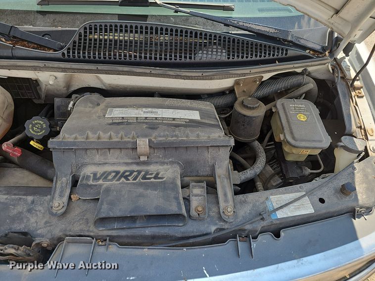 image for item DP1014 2000 Chevrolet Express 3500 Roadtrek 200 RV