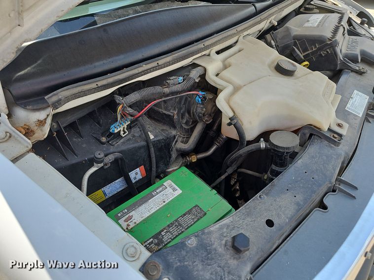 image for item DP1014 2000 Chevrolet Express 3500 Roadtrek 200 RV