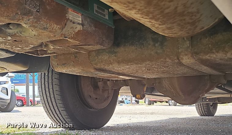 image for item DP1014 2000 Chevrolet Express 3500 Roadtrek 200 RV