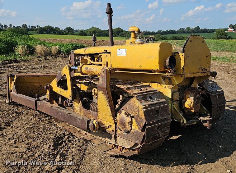image for item DP6558 1952 Caterpillar D4 dozer