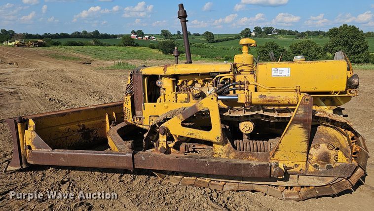 image for item DP6558 1952 Caterpillar D4 dozer