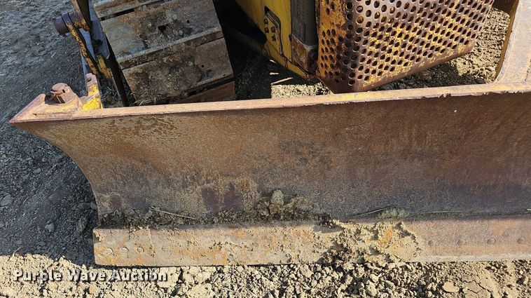 image for item DP6558 1952 Caterpillar D4 dozer
