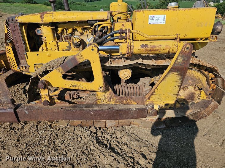 image for item DP6558 1952 Caterpillar D4 dozer