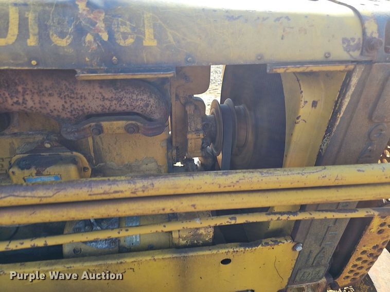 image for item DP6558 1952 Caterpillar D4 dozer