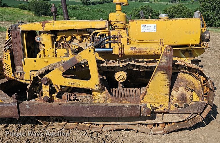 image for item DP6558 1952 Caterpillar D4 dozer
