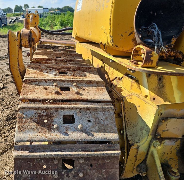 image for item DP6558 1952 Caterpillar D4 dozer