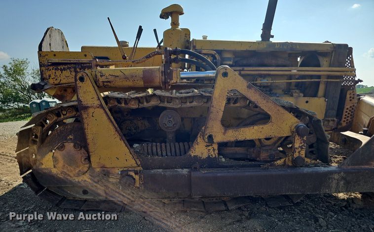 image for item DP6558 1952 Caterpillar D4 dozer