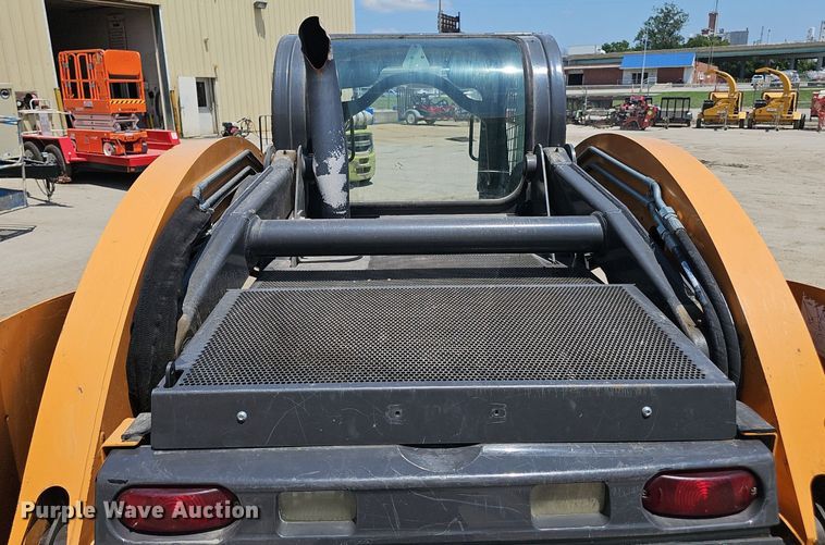 image for item DP6559 2015 Case SV280 skid steer loader