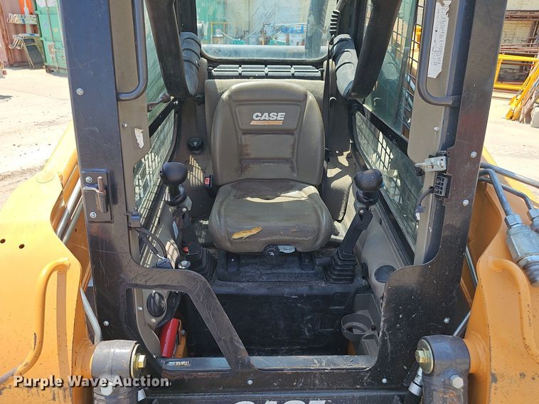 image for item DP6559 2015 Case SV280 skid steer loader