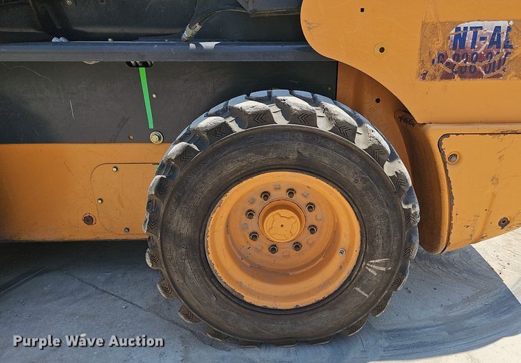 image for item DP6559 2015 Case SV280 skid steer loader