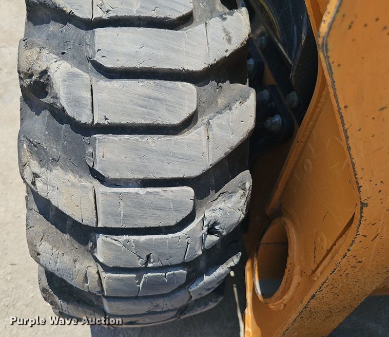 image for item DP6559 2015 Case SV280 skid steer loader