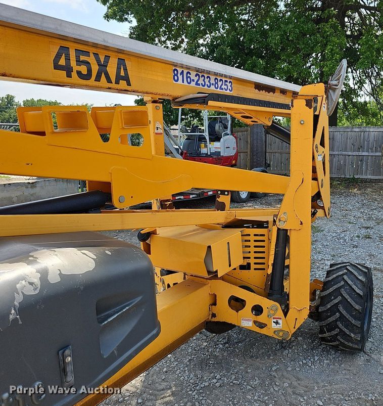 image for item DP6563 2012 Haulotte 45XA boom lift