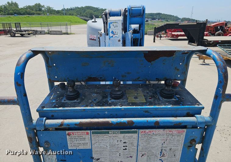 image for item DP6566 2006 Genie Z-45/25 boom lift