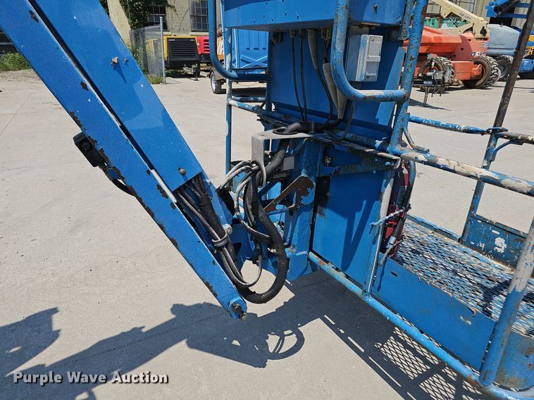 image for item DP6566 2006 Genie Z-45/25 boom lift
