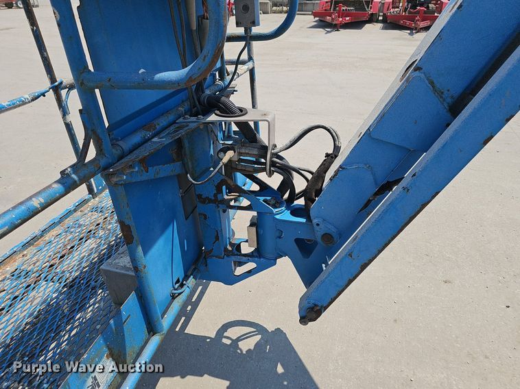image for item DP6566 2006 Genie Z-45/25 boom lift