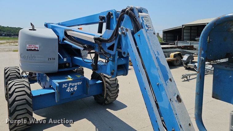 image for item DP6566 2006 Genie Z-45/25 boom lift