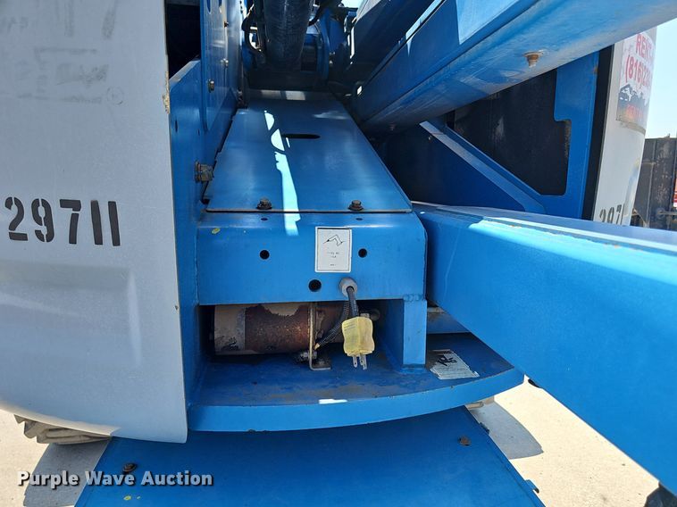 image for item DP6566 2006 Genie Z-45/25 boom lift