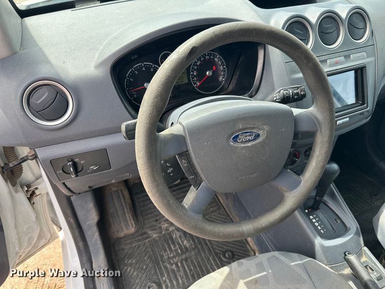 image for item DQ0694 2013 Ford  Transit Connect XLT van