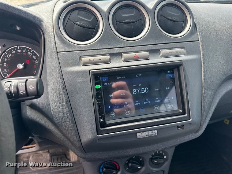 image for item DQ0694 2013 Ford  Transit Connect XLT van