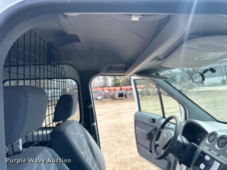 image for item DQ0694 2013 Ford  Transit Connect XLT van