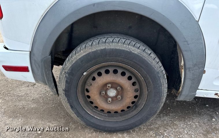 image for item DQ0694 2013 Ford  Transit Connect XLT van