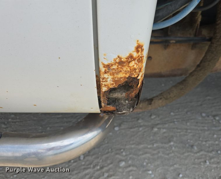 image for item DQ4416 2004 Dodge  Ram 3500 Quad Cab bale bed pickup truck