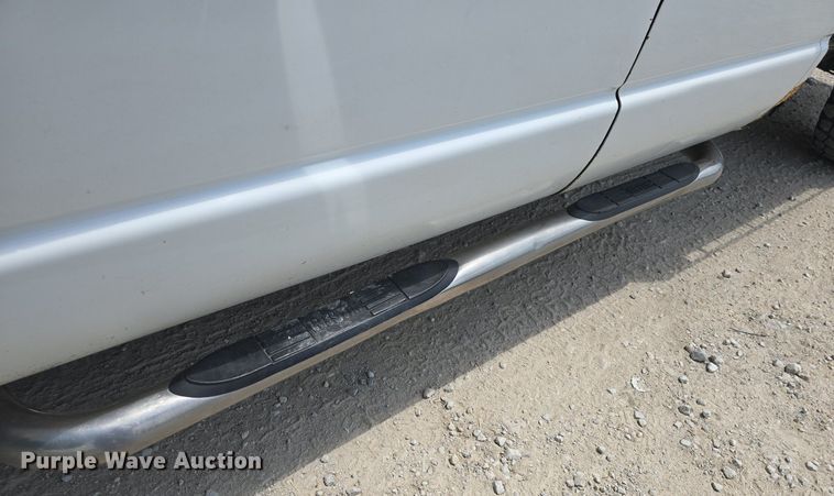 image for item DQ4416 2004 Dodge  Ram 3500 Quad Cab bale bed pickup truck