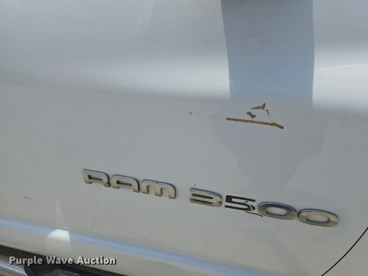 image for item DQ4416 2004 Dodge  Ram 3500 Quad Cab bale bed pickup truck