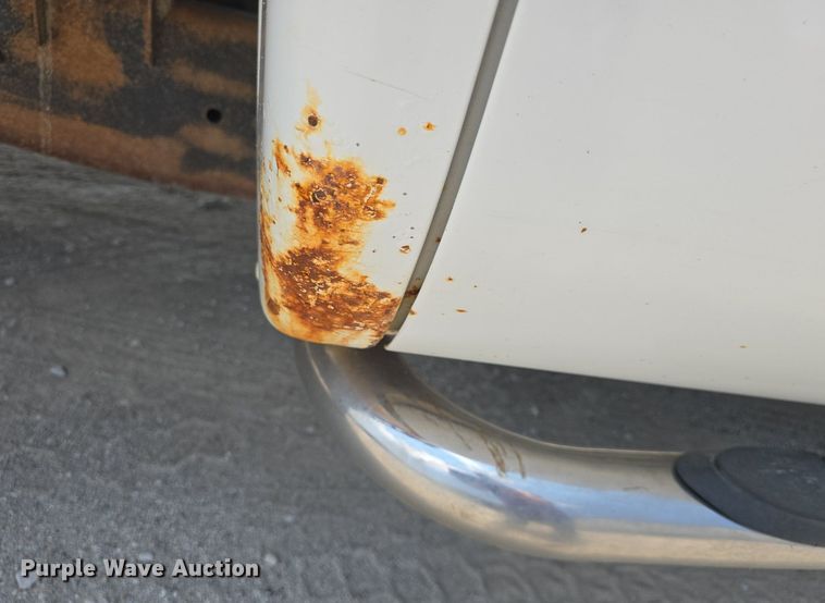 image for item DQ4416 2004 Dodge  Ram 3500 Quad Cab bale bed pickup truck