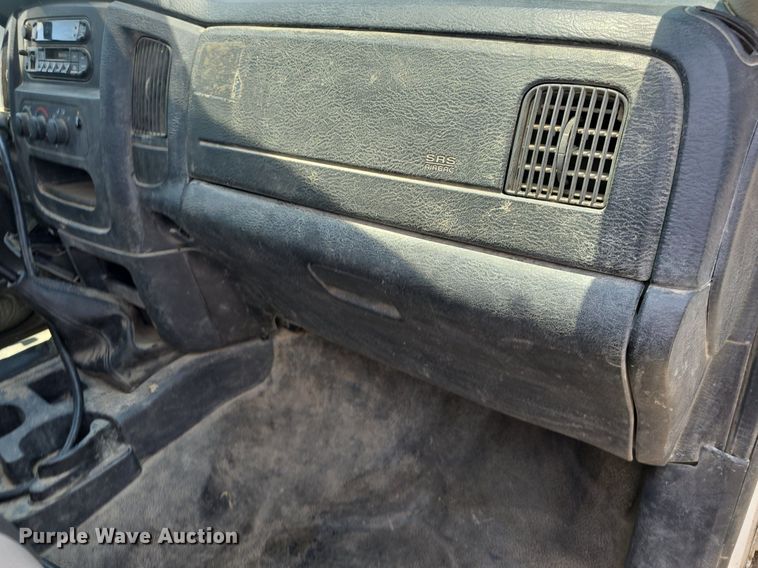 image for item DQ4416 2004 Dodge  Ram 3500 Quad Cab bale bed pickup truck