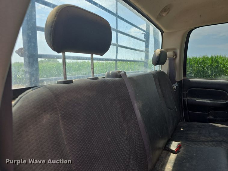 image for item DQ4416 2004 Dodge  Ram 3500 Quad Cab bale bed pickup truck