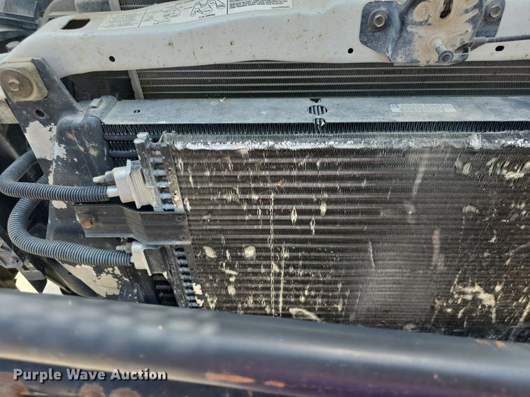 image for item DQ4416 2004 Dodge  Ram 3500 Quad Cab bale bed pickup truck