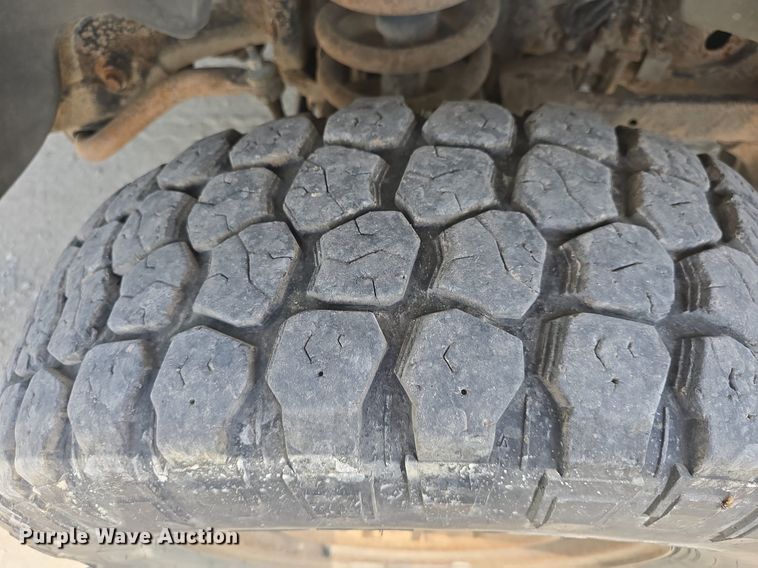 image for item DQ4416 2004 Dodge  Ram 3500 Quad Cab bale bed pickup truck