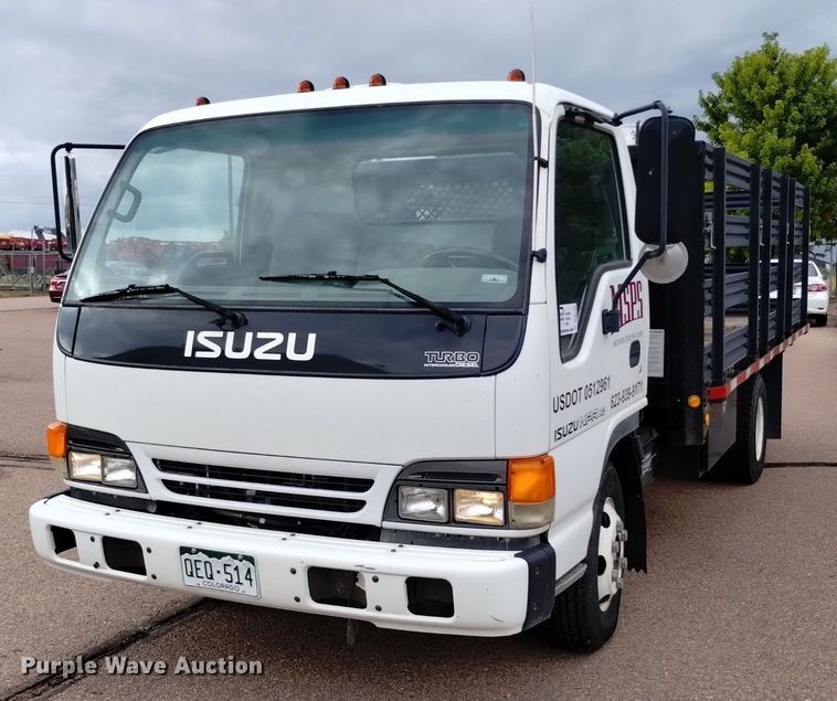 image for item DQ6165 2002 Isuzu  NPR HD flatbed truck