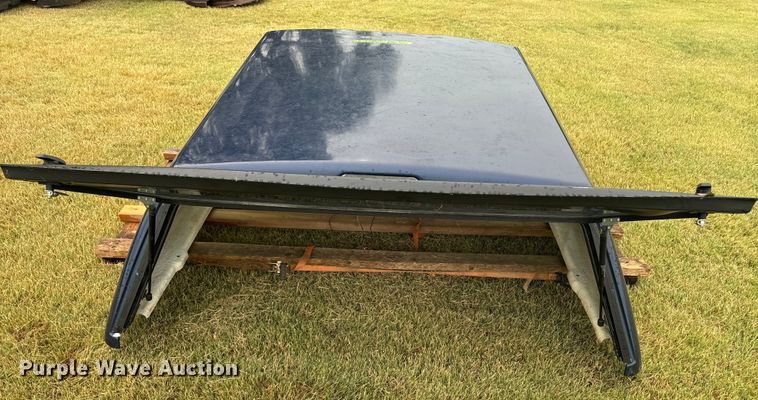 image for item DQ6852 Ford F150 camper shell