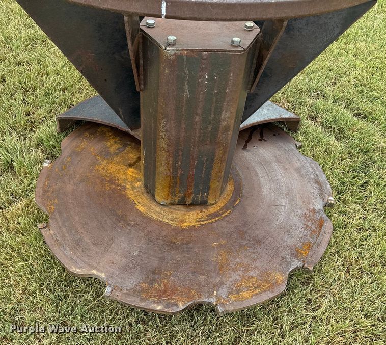 image for item DQ6859 Dymax skid steer tree saw