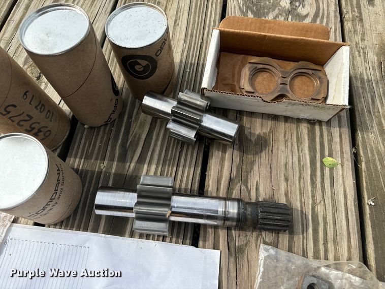 image for item DQ6859 Dymax skid steer tree saw