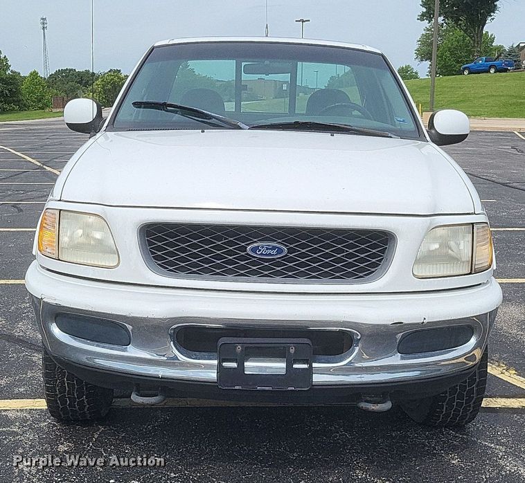 image for item DR4866 1998 Ford  F150 pickup truck