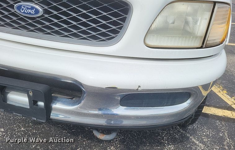 image for item DR4866 1998 Ford  F150 pickup truck