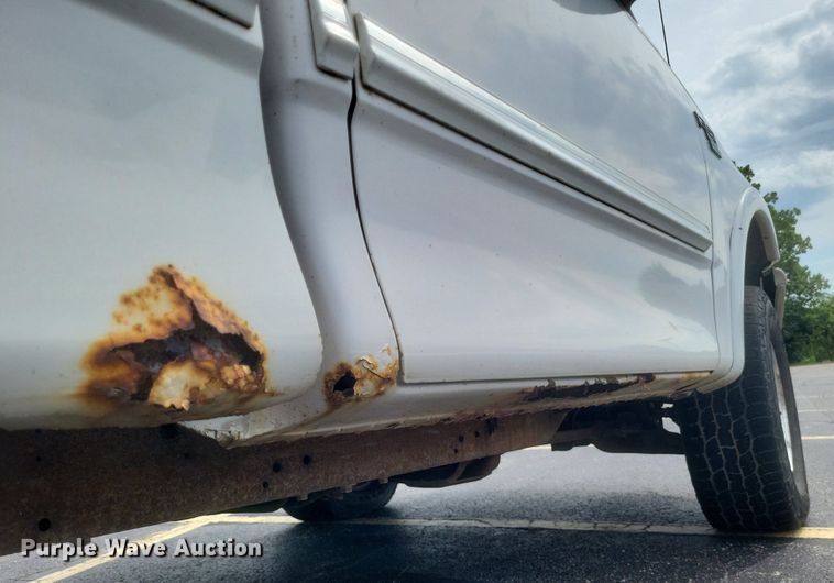 image for item DR4866 1998 Ford  F150 pickup truck